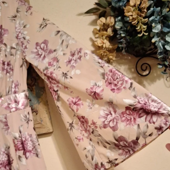 Show Me Your MuMu Floral Long Sleeve Dress. Excellent Condition NWOT Size MEDIUM - Picture 9 of 13